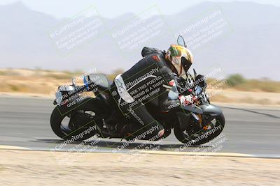 media/Apr-10-2022-SoCal Trackdays (Sun) [[f104b12566]]/Turn 3 Inside (1150am)/